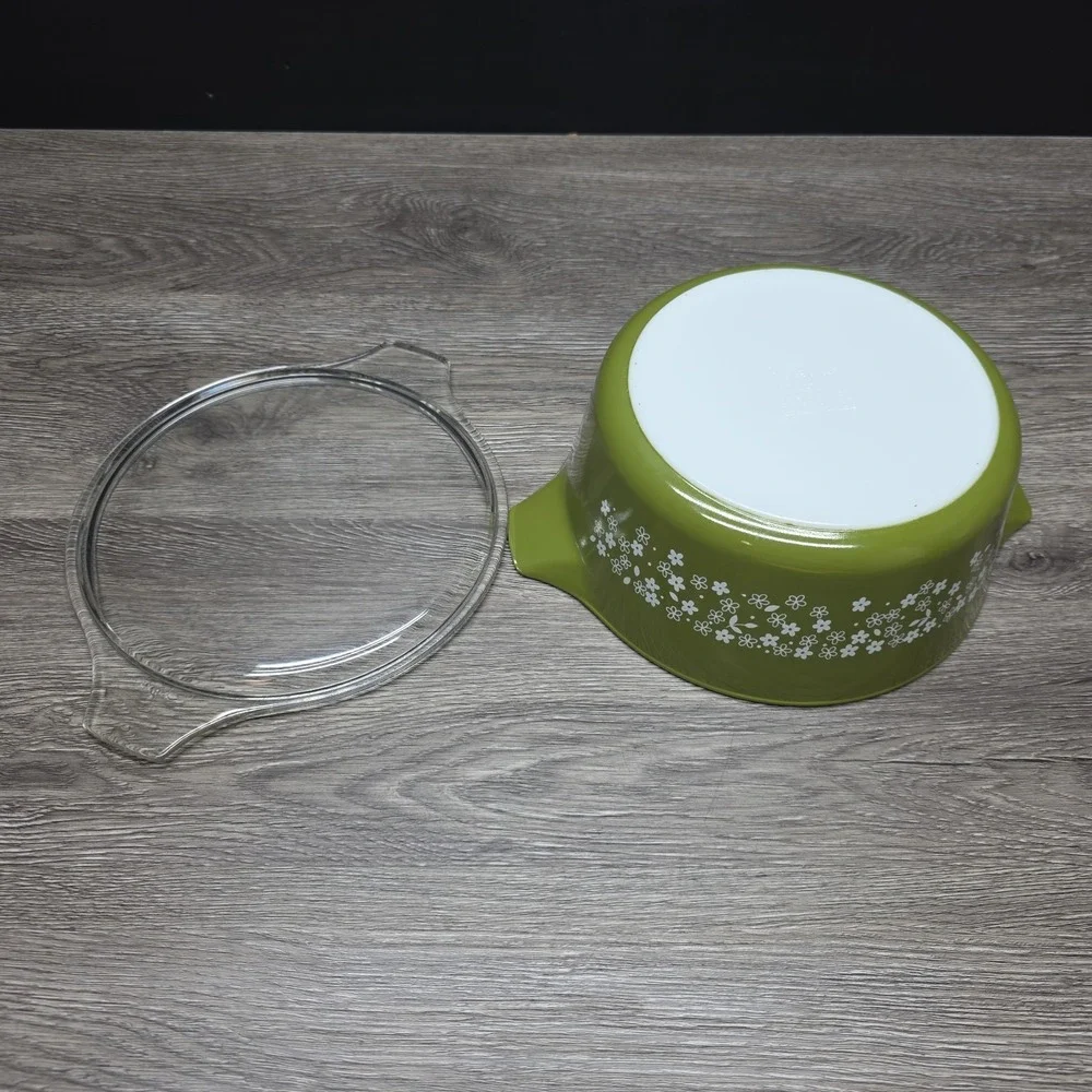 Pyrex Round Casserole Dish (475B) W/Lid (475) 2.5Q - Crazy Daisy/Spring Blossom